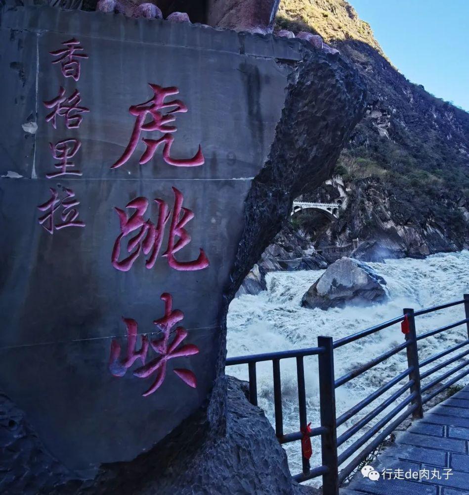 山东一对母女被强拽进屋，涉事男子与这对母女到底有何关系？游戏画面